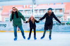 Bald geht‘s wieder los mit dem unbeschwerten Eisvergnügen vor der Neustädter Hafenkulisse.