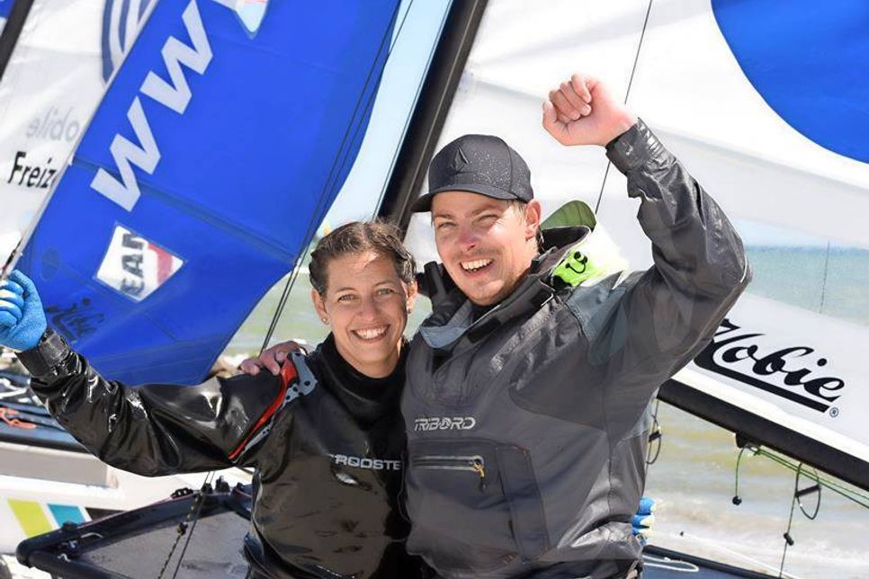 Im stark besetzen Feld der 50 Hobie-16-Katamarane siegten Lauritz Bockelmann und Kim Liedke. (Foto: Jens Hannemann)