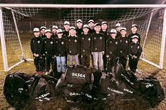 Die Nachwuchsspieler freuen sich über ihren neuen Sponsor.