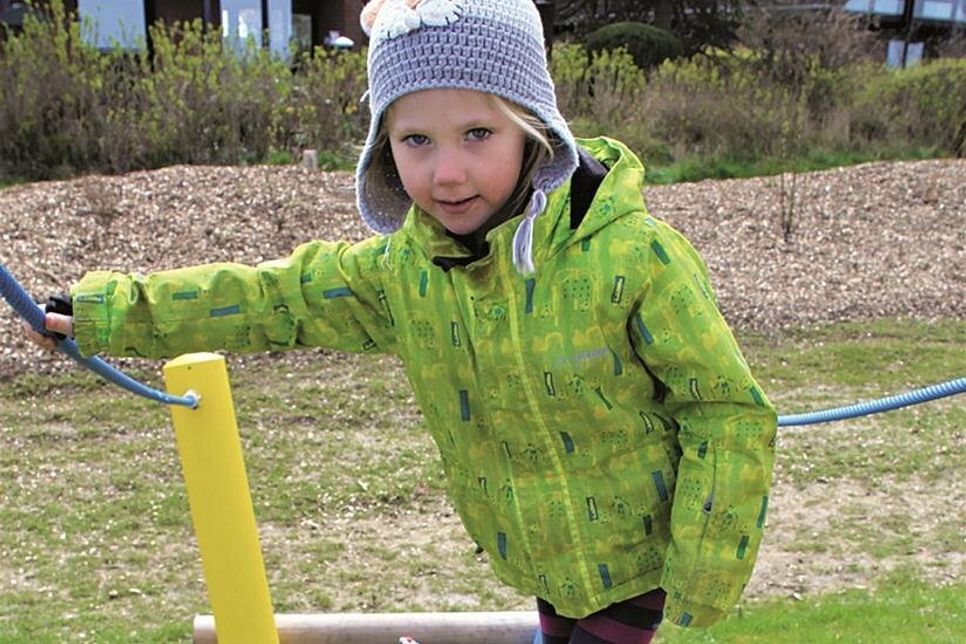 Balanceakt: Romy Meinke (4) macht den Seiltanz bergauf.