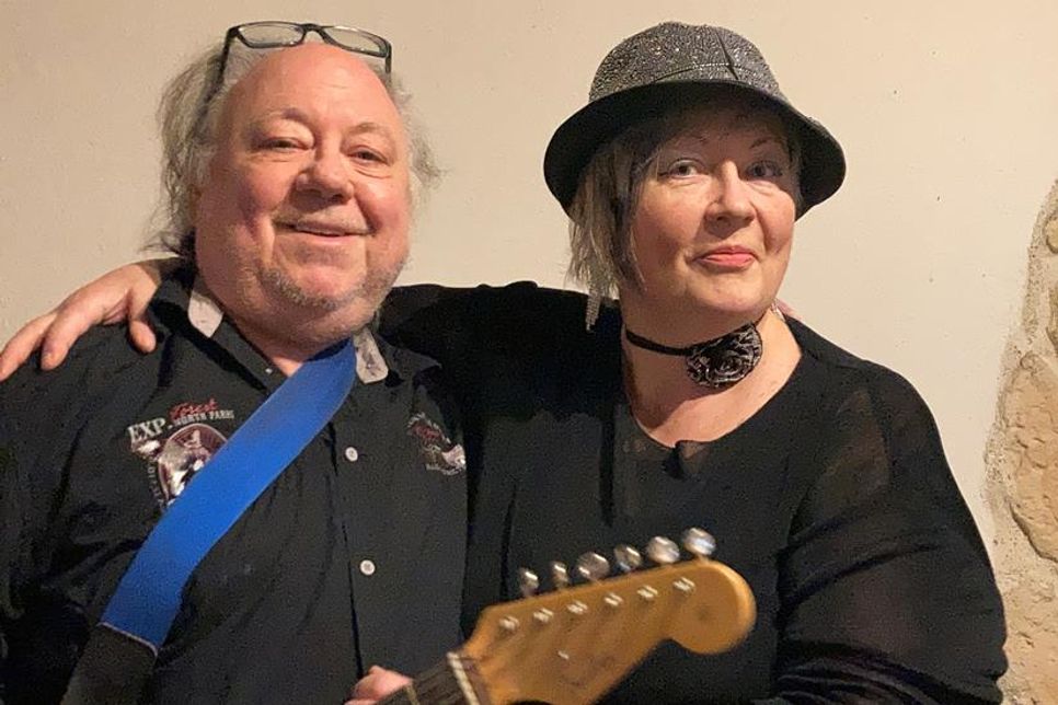 Polina Abu Saymeh und Gerrit Gätjens freuen sich auf einen stimmungsvollen Winterabend.