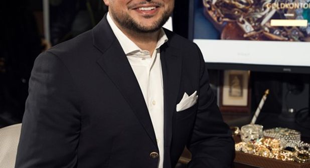 Der Inhaber des Goldkontors Ratekau: Jerome Dambrowski.