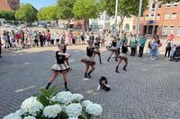Der Karnevalstanzverein „Schmuckstückchen“ und ihre „Juwelchen“ aus Köln bereicherten das Schützenfest mit einigen Tanzauftritten.