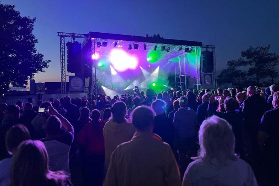 Die Dahmer Dorfdiscco startet am Samstag, dem 15.Juni ab 18 Uhr auf dem Nystedplatz.