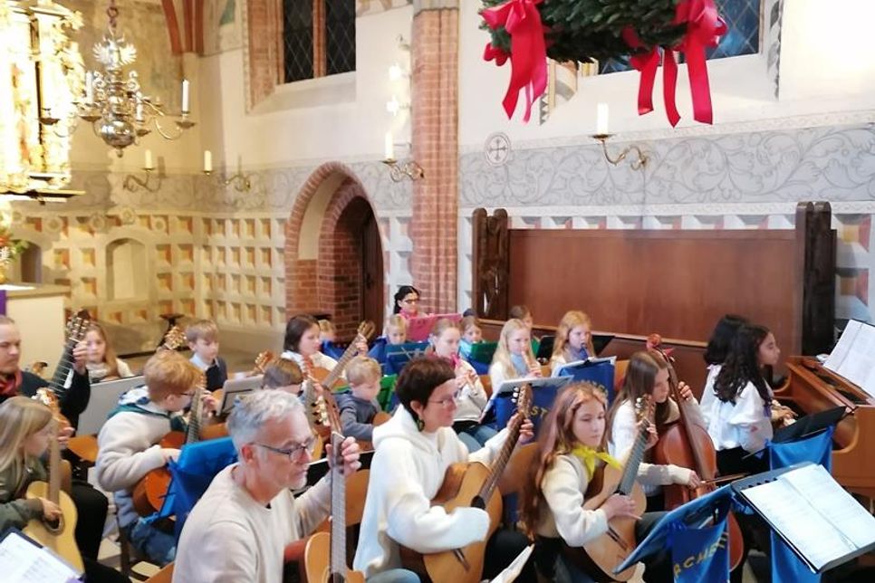 Einige der Musizierenden.