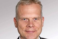 Dr. med. Jörn Conell wurde ausgezeichnet mit dem Karl-und Charlotte-Bühler-Preis der Fakultät Psychologie der Technischen Universität Dresden.