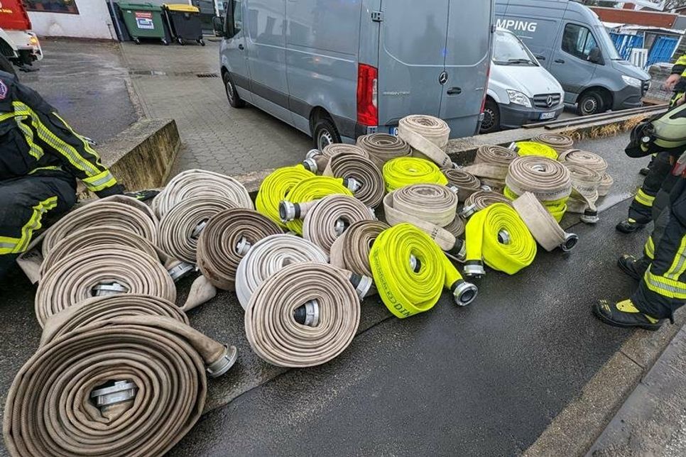Weit mehr als ein Kilometer Schlauchmaterial kam zum Einsatz.