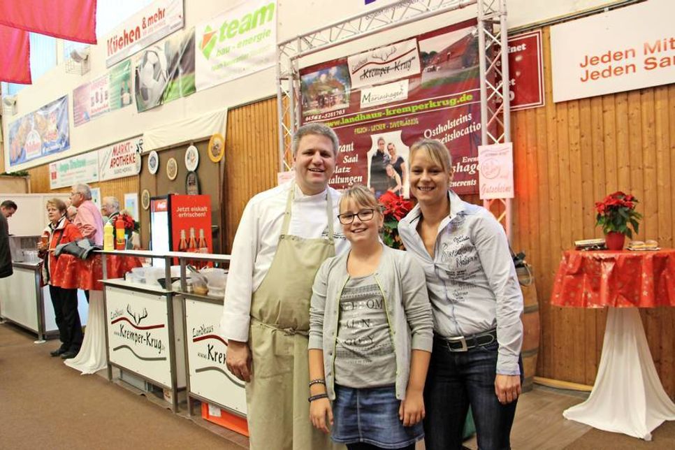 Präsent auch auf der Gogenkrog-Messe: Stefan und Janett Würrer mit Tochter Mia (10 Jahre).