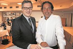 Neuer Beisitzer Olaf Dose-Miekley (lks.) mit dem 1. Vorsitzenden Andras Werner.