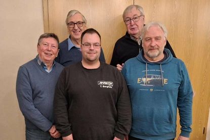 Der Vorstand (v. lks.) mit Wolfgang Lemke (Sportleiter), Jürgen von Schassen (1. Vorsitzender), Tom Bargholz (Schriftführer), Manfred Ebel (Kassenwart) und Thomas Zimpel (2. Vorsitzender).