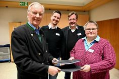 Dr. Hans-Joachim Wolff, Pastor Friedemann Holmer, Pastor Knut Nippe und Marion Lange (v. lks.). (Foto: Marco Heinen)