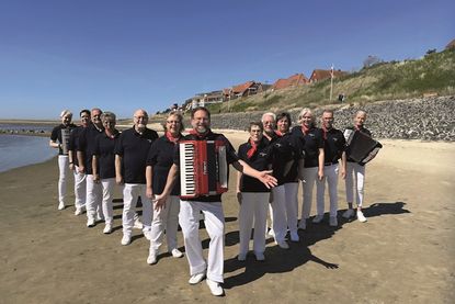 Das Akkordeon Orchester Ostseekrabben zeigt in seinem Konzert, wie vielseitig und lebendig das Akkordeon ist.
