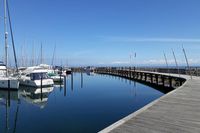 Spiegelglattes Wasser im Yachthafen Grömitz sorgte für diese tolle Aufnahme von Gerd Lauenstein.