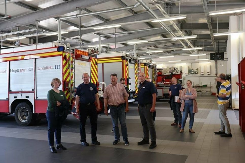 Vorstellung des Feuerwehrgerätehauses und der Fahrzeuge.