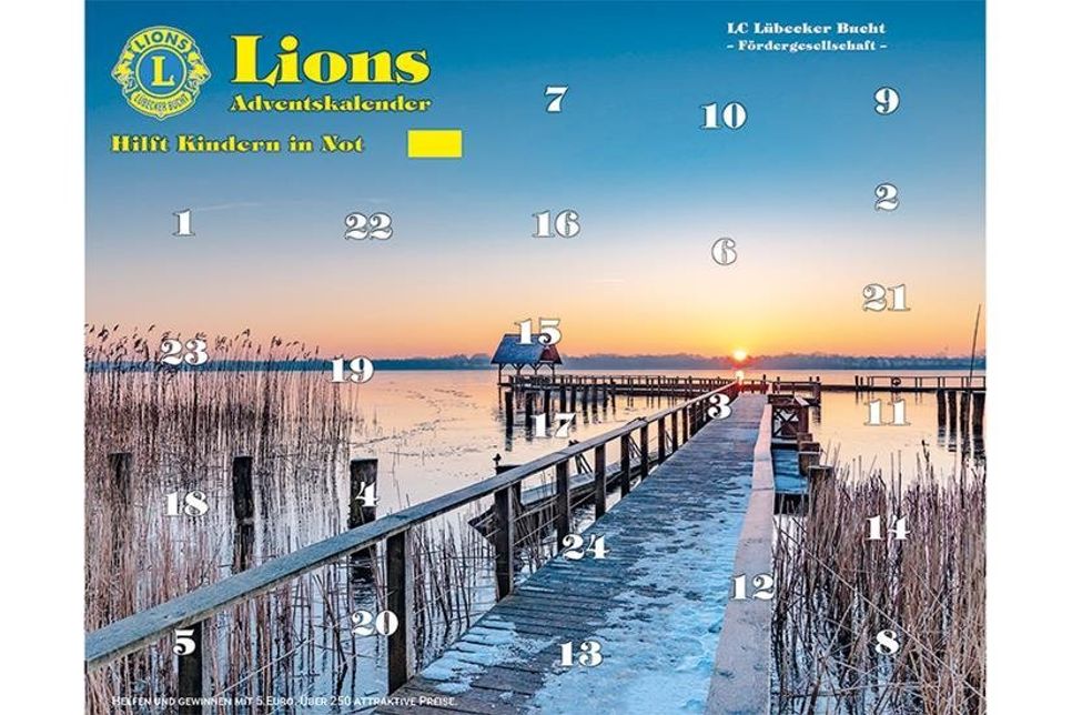 Mit traumhaftschönem Blick auf den winterlichen Hemmelsdorfer See kommt der diesjährige Lions Adventskalender daher.