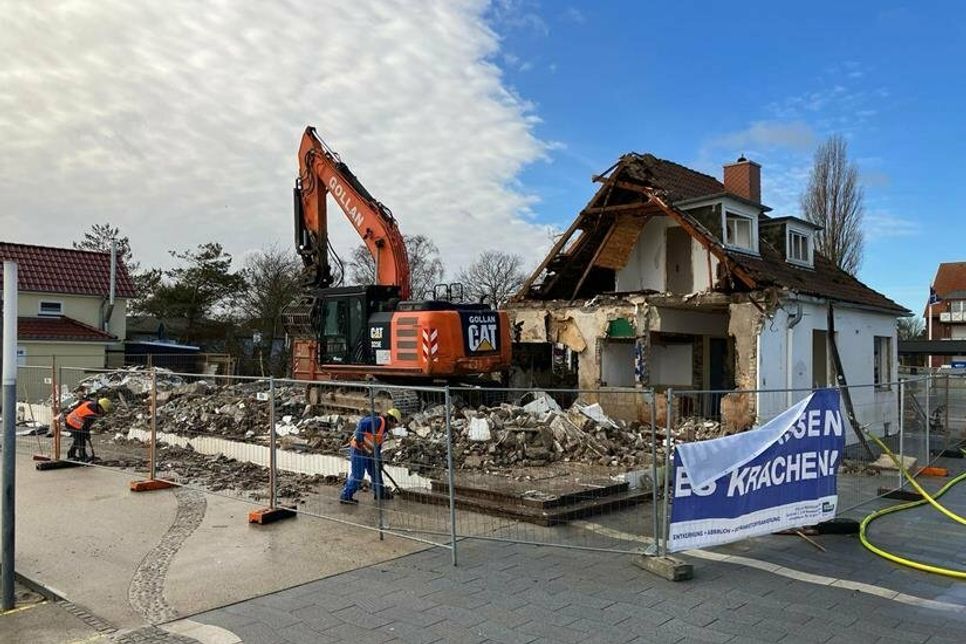 Das „halbe“ Strand-Casino auf dem Seebrückenplatz in Kellenhusen.