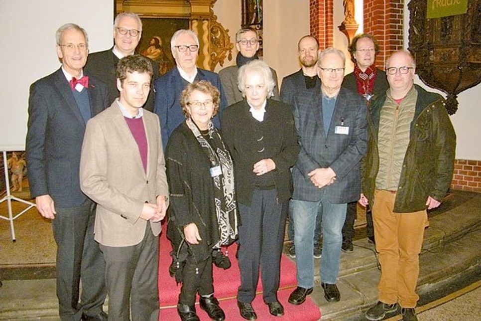 Wie eine große Familie: Die Verantwortlichen des 9. Symposions werden die Arbeit auch künftig fortsetzen.