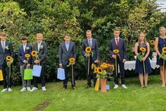 Samuel Schwoon, Jan-Risto Nebel, Philip Lehnert, Marten Bünning, Jan Fricke, Bennet Schiminowski, Leonie Puck und Lucy Eifler (v. lks.).