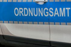 Sogar die Polizei hat sich noch eingeschaltet.