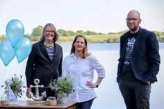 Strandpastorin Katharina Gralla, Musikerin Lena Sonntag und Pastor Dennis Koch (v. lks.).
