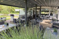Frischer Ostseewind und Fernweh-Aromen: Das Café Vogelsang ist der Genusshotspot in Kellenhusen.