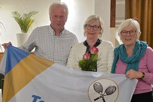 Vorsitzender Dirk Weber-Klüver, Gaby Höpfner und Ingrid Löhr (v. lks.).