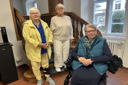 Brigitte Schmidt-Künzel, Petra Theiss, Senioren- und Behindertenbeauftragte der Stadt Eutin und ihre Stellvertreterin Hannelore Fastenrath (v. lks.).