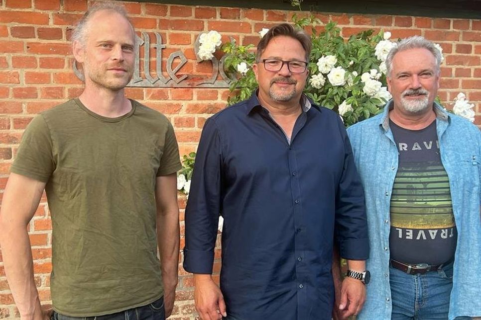 Bürgermeister Mario Bielarz (Mi.) mit seinem 1. Stellvertreter Kai Skalawsi (lks.) und Frank Pahl.