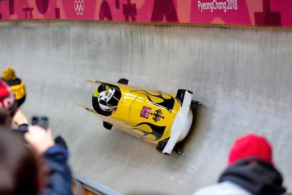 Nico Walther mit seinem Team im Eiskanal von Pyeongchang.
