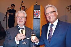 Bürgervorsteher Peter Nelle (links) und Bürgermeister Volker Owerien freuten sich wieder über ein volles Kurparkhaus beim diesjährigen Neujahrsempfang. (Foto: René Kleinschmidt)