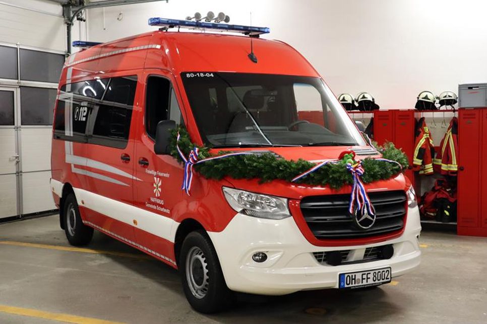Der neue Mannschaftstransportwagen der Freiwilligen Feuerwehr Haffkrug.