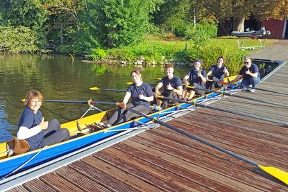 Den Spaß am Rudern sieht man ihnen an...