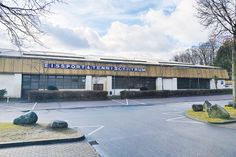 Das Eissport- und Tenniscentrum in Timmendorfer Strand erhitzt derzeit die Gemüter.