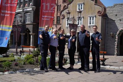 Landesjugendfeuerwehrwart Rüdiger König, Andreas Leicht, Jaenne Albert (Jugendbildungsreferentin), Claudia Leicht, stellvertretender Landesjugendfeuerwehrwart Thorsten Weber und FSJler Linus Jahn (v. lks.).