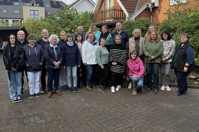 Ein starkes Team mit Herz und Erfahrung: Viele Mitarbeitende sind dem Pflegeheim Muus seit Jahrzehnten verbunden und sorgen täglich für eine liebevolle und verlässliche Betreuung der Bewohnerinnen und Bewohner.