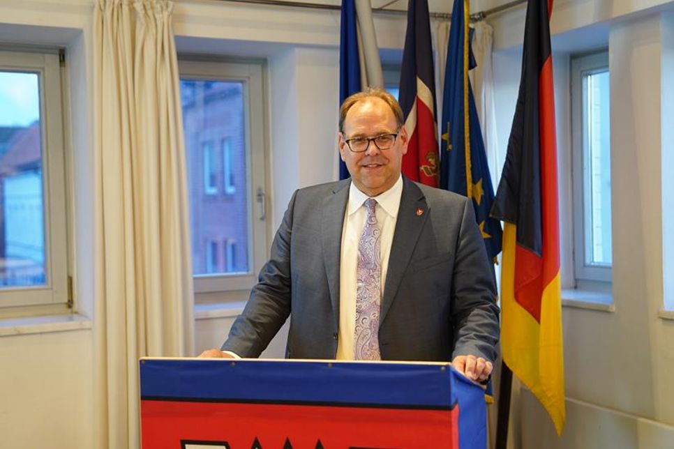 Bürgermeister Mirko Spieckermann freut sich auf die nächsten sechs Jahre.