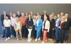 Mitglieder des Lions Club Lübecker Bucht mit den Küstenladies (im Vordergrund).