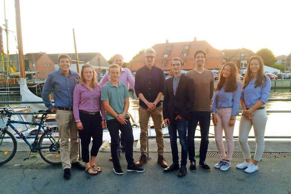 Die Junge Union traf sich zur Jahreshauptversammlung direkt am Hafen von Neustadt.