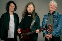 Markus Hillmer, Henning Kiehn und Manuel Beutke rocken am Freitag im „Krabbes“.