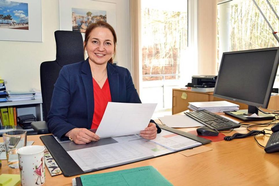 Bürgermeisterin Hatice Kara: „Wir würden uns freuen, wenn möglichst viele Einwohner, Gäste, Vereine und Verbände der Gemeinde, die Aktion unterstützen.“ (Foto: René Kleinschmidt)