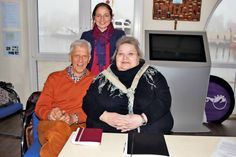 Bürgermeisterin Hatice Kara (Mitte) mit Dr. Helmut Quitmann und Marion Prüß, die beide wiedergewählt wurden. (Foto: hfr)