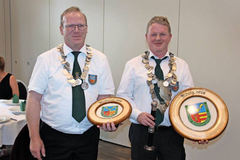 Sönke Schöning (re.) mit Vizekönig Michael Bitter