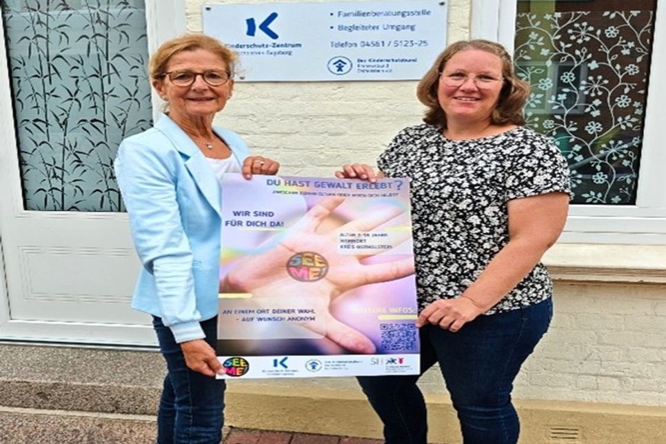 Silke Hüttmann (Bereichsleitung) und See Me!-Beraterin Alena Turek (v. lks.).