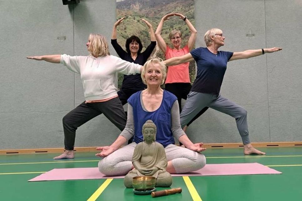Yoga gehört zum Programm und darf gerne ausprobiert werden.