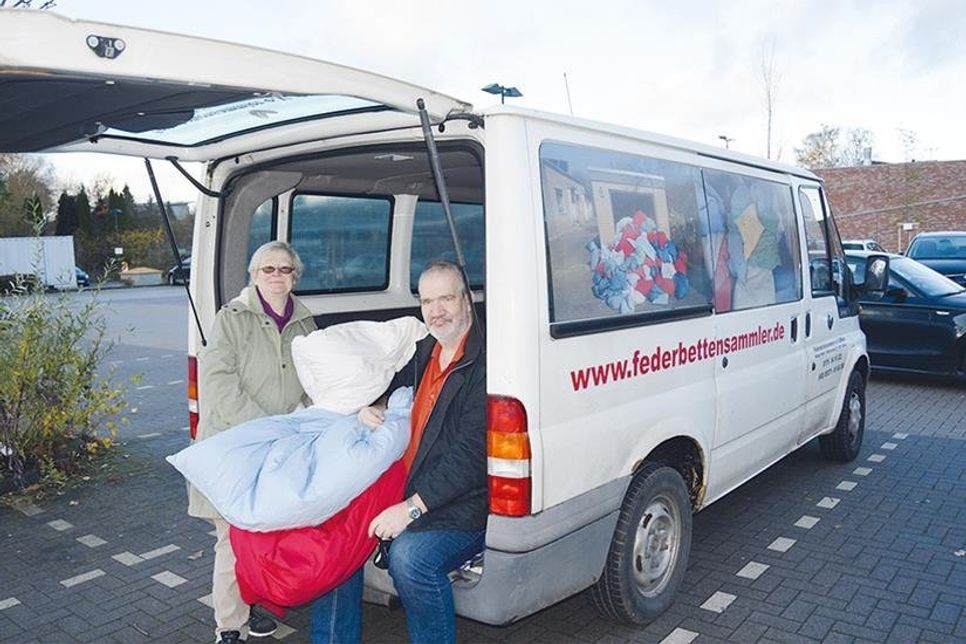 Ein Besuch bei seiner Bekannten Renate Röhl führte den engagierten Ehrenamtler nach Bad Schwartau, wo er jetzt ebenfalls um Bettenspenden bittet.