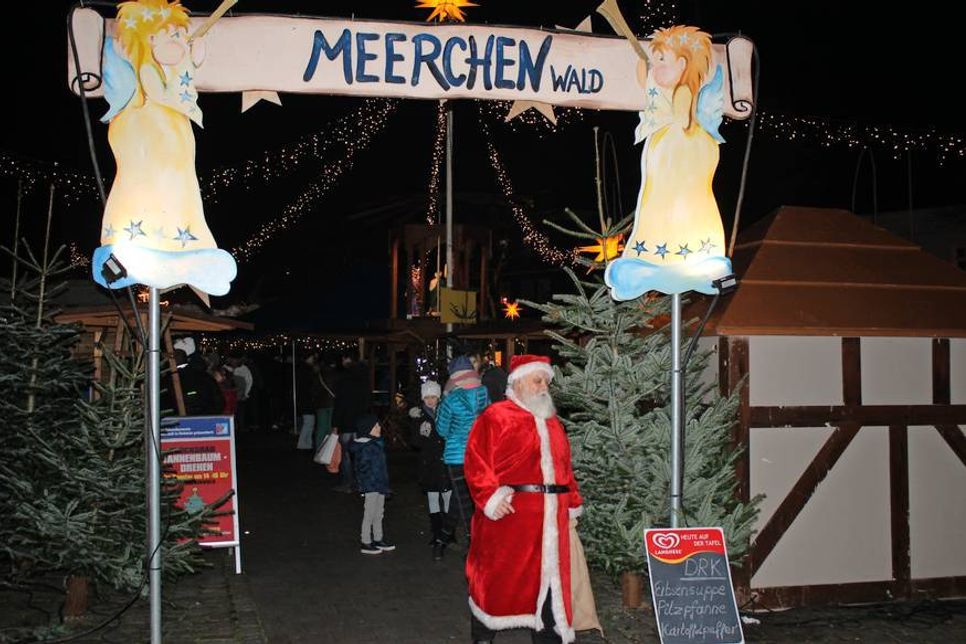Noch bis zum 26. Dezember öffnet der Meerchenwald auf dem Marktplatz seine Tore.