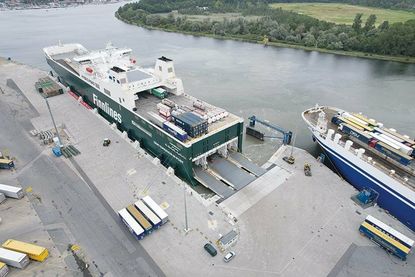 Der neue Anleger 5 ermöglicht es, Schiffsgenerationen mit bis zu 250 Metern Länge und 38,5 Metern Breite am Skandinavienkai in Lübeck-Travemünde anzulegen.