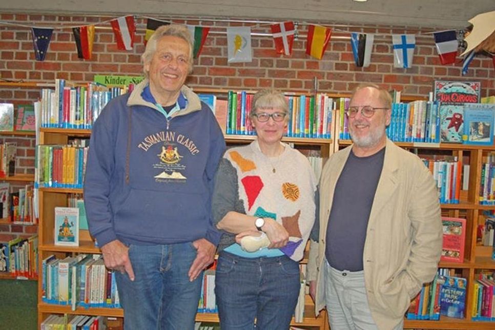 Werner Schmidt, Beate Geier, Harry Olschewski – ein Team in Sachen Bücherei Heikendorf.