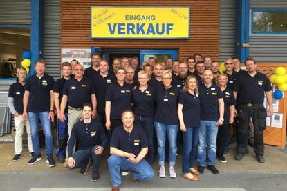 Gut aufgestellt und gut gelaunt: das Janus-Team um Geschäftsführer Thorsten Schmidt (vo. Mi.).