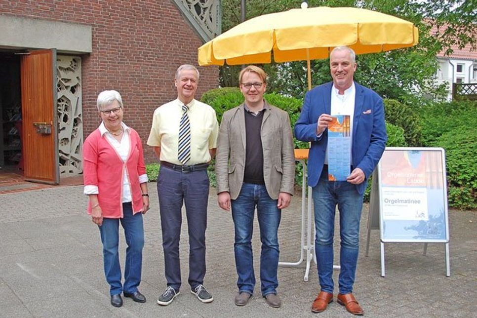 Der Laboer Orgelsommer steht ins Haus: Die „gute Seele“ der Laboer Orgelsommer, Küsterin Renate Döhler, wird auch in diesem Jahr wieder bei einigen Veranstaltungen für kleine kulinarische Genüsse sorgen. Kirchenvorstand Rudolf Kohsiek und Pastor Daniel Kuhl sowie Kantor Eckhard Broxtermann hoffen, der 4000-Besucher-Marke weiter näherzurücken.